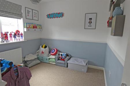 3 bedroom End of terrace house for sale in Carpenter Drive, Amesbury, SP4
