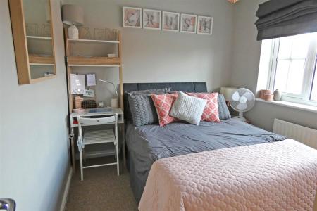 3 bedroom End of terrace house for sale in Carpenter Drive, Amesbury, SP4
