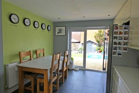 3 bedroom End of terrace house for sale in Carpenter Drive, Amesbury, SP4