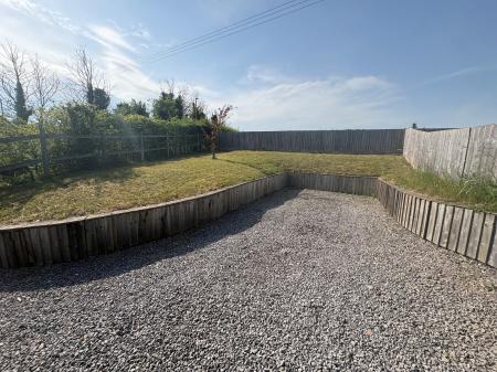 2 bedroom Bungalow for sale in Shrewton Road, Winterbourne Stoke, SP3