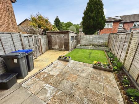 2 bedroom Terraced House to let in Avon Drive, Alderbury, SP5