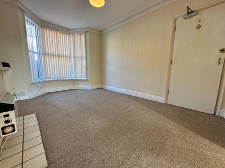 1 bedroom Studio flat to let in St Marks Road, Salisbury, SP1