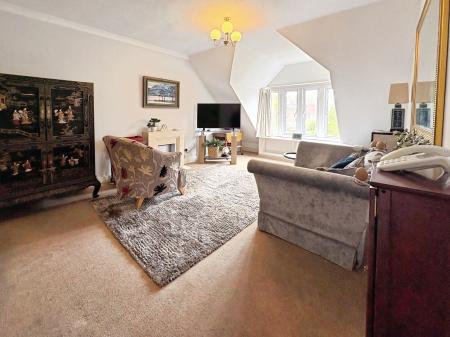2 bedroom Flat for sale in St Ann Place, Salisbury, SP1