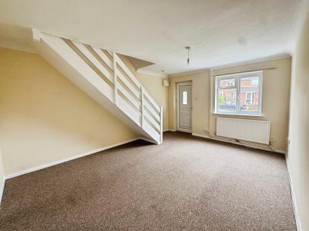 2 bedroom Terraced House to let in Mill Green Road, Amesbury, SP4