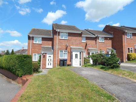 2 bedroom Terraced House to let in Mill Green Road, Amesbury, SP4