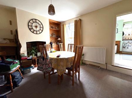 3 bedroom Terraced House for sale in St Marks Road, Salisbury, SP1