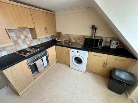 2 bedroom Flat to let in Stonehenge Walk, Amesbury, SP4