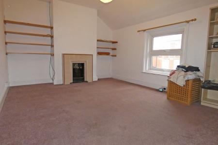 1 bedroom Flat to let in Wyndham Road, Salisbury, SP1