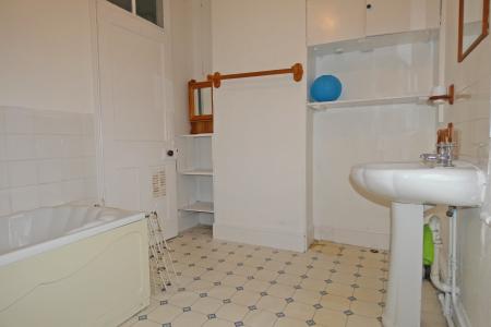 1 bedroom Flat to let in Wyndham Road, Salisbury, SP1