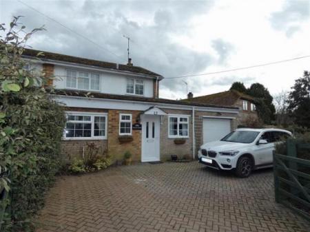 3 bedroom Semi-detached house to let in Newton Toney, Amesbury, SP4