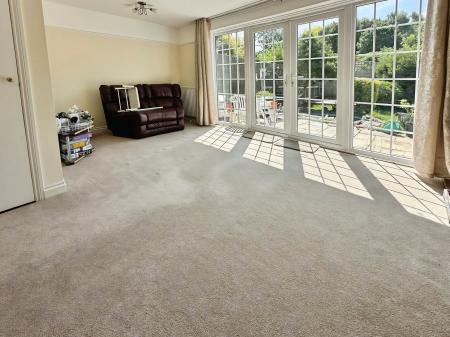 3 bedroom Semi-detached house to let in Newton Toney, Amesbury, SP4