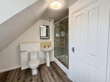 3 bedroom End of terrace house to let in Augusta Way East, Andover, SP11