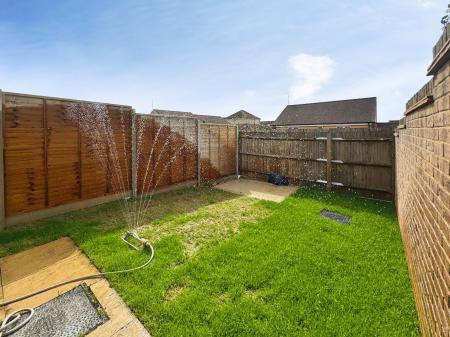 3 bedroom End of terrace house to let in Augusta Way East, Andover, SP11