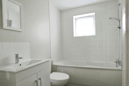 1 bedroom Flat to let in Avon Reach, Middleton Road, Salisbury, SP2