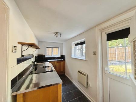 3 bedroom Cottage to let in Crown Cottages, Whaddon, SP5