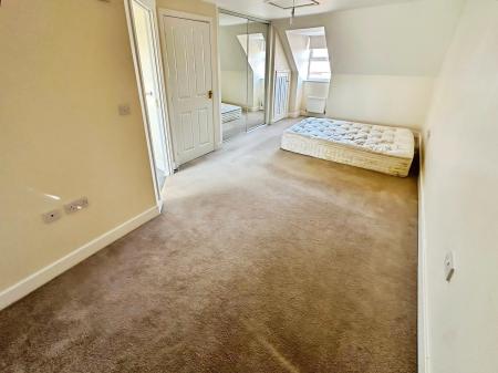4 bedroom Semi-detached house to let in Sherbourne Drive, Old Sarum, Salisbury, SP4