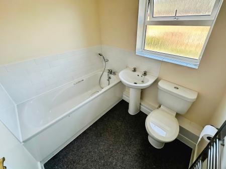 4 bedroom Semi-detached house to let in Sherbourne Drive, Old Sarum, Salisbury, SP4