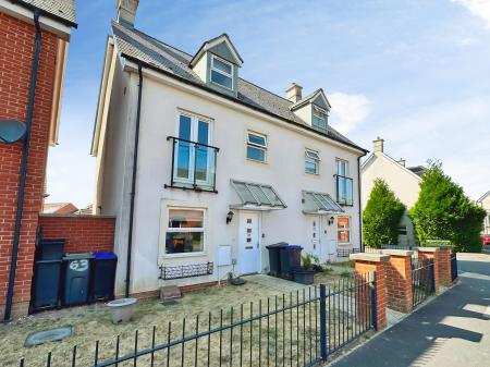 Sherbourne Drive, Old Sarum, Salisbury, SP4