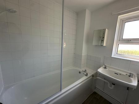 3 bedroom End of terrace house to let in Waverley Close, Bulford Barracks, Bulford, SP4