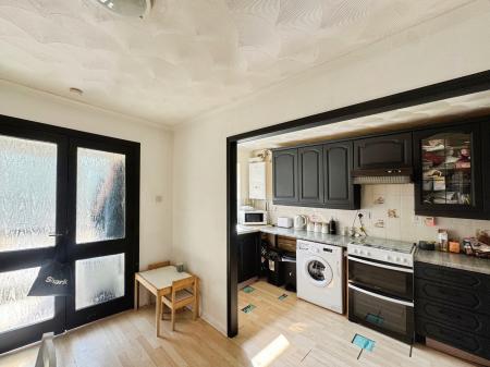 3 bedroom End of terrace house for sale in Trajan Walk, Andover, SP10