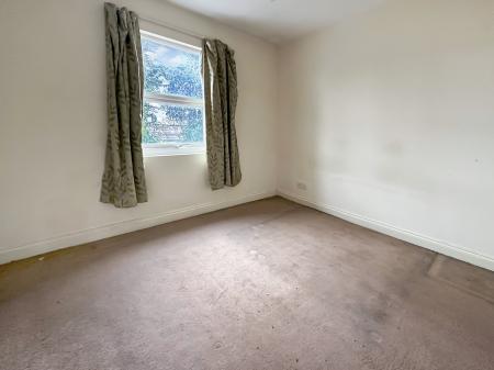 2 bedroom Terraced House to let in Churchfields Road, Salisbury, SP2