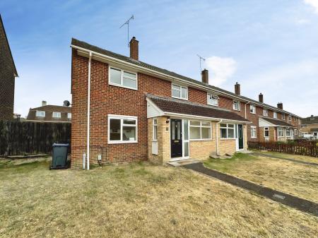 3 bedroom End of terrace house to let in Abbotts Close, Tidworth, SP9