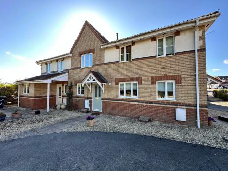 2 bedroom Terraced House to let in Javelin Close, Amesbury, SP4