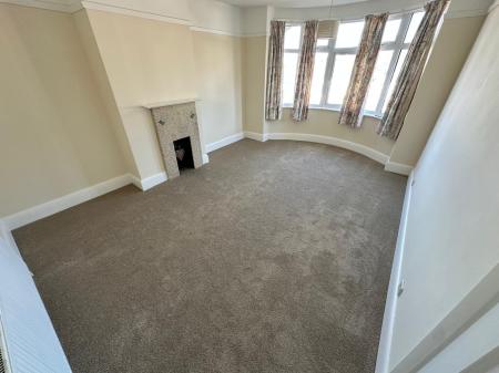3 bedroom Semi-detached house to let in Harper Road, Salisbury, SP2