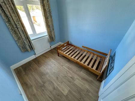 3 bedroom Semi-detached house to let in Harper Road, Salisbury, SP2