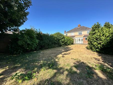 3 bedroom Semi-detached house to let in Harper Road, Salisbury, SP2