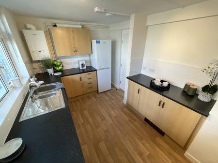 3 bedroom Flat to let in Kiwi Place, Bulford Barracks, Bulford, SP4