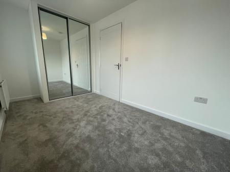 2 bedroom End of terrace house to let in Finch Close, Salisbury, SP2