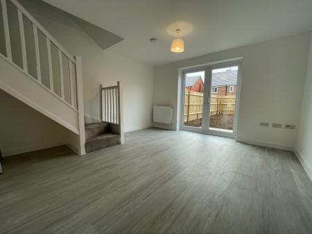 2 bedroom End of terrace house to let in Finch Close, Salisbury, SP2