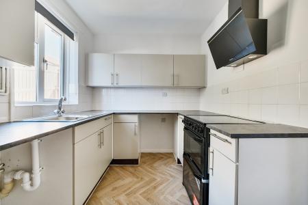 3 bedroom Terraced House to let in Choulston Close, Netheravon, SP4