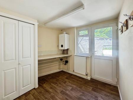 2 bedroom Terraced House to let in College Street, Salisbury, SP1
