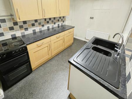 2 bedroom Terraced House to let in College Street, Salisbury, SP1
