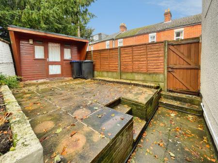 2 bedroom Terraced House to let in College Street, Salisbury, SP1