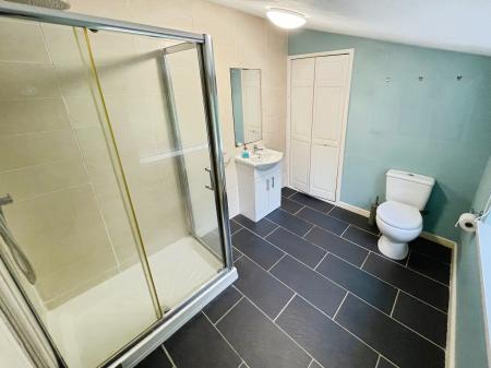 2 bedroom Terraced House to let in College Street, Salisbury, SP1