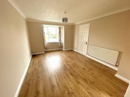 3 bedroom Detached house for sale in Beamont Way, Amesbury, SP4