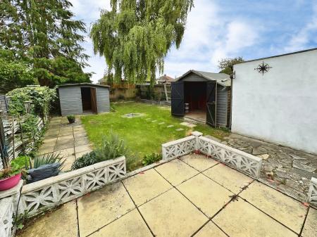2 bedroom Semi-detached house to let in Marina Road, Durrington, Salisbury, SP4