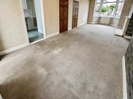 2 bedroom Semi-detached house to let in Marina Road, Durrington, Salisbury, SP4