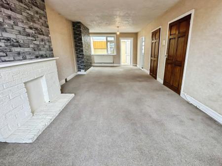 2 bedroom Semi-detached house to let in Marina Road, Durrington, Salisbury, SP4