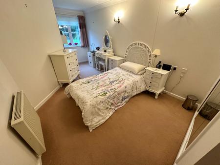 1 bedroom Flat to let in Castle Street, Salisbury, SP1