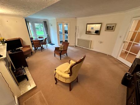 1 bedroom Flat to let in Castle Street, Salisbury, SP1