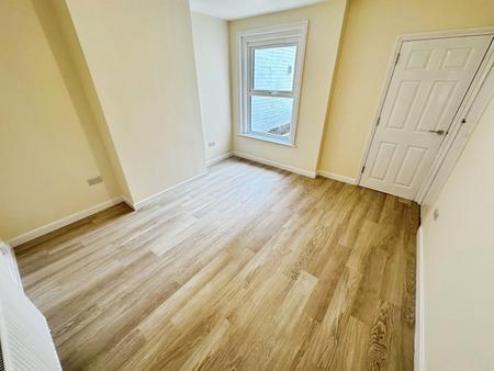 2 bedroom Terraced House to let in Ashley Road, Salisbury, SP2