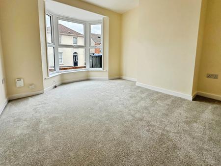 2 bedroom Terraced House to let in Ashley Road, Salisbury, SP2
