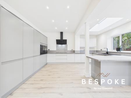 3 bedroom Bungalow for sale in Bradwall Street, Sandbach, CW11