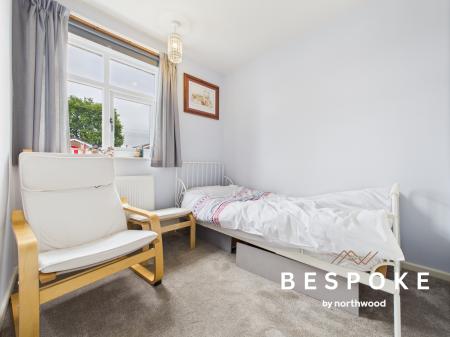 5 bedroom Detached house for sale in Cranfield Drive, Alsager, ST7