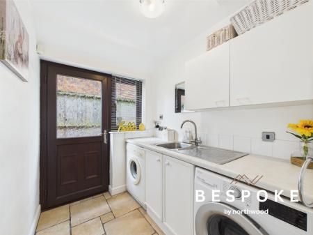 4 bedroom Detached house for sale in Dalton Court, Elworth, Sandbach, CW11