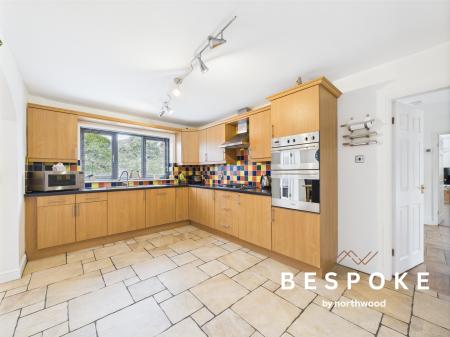 4 bedroom Detached house for sale in Dalton Court, Elworth, Sandbach, CW11